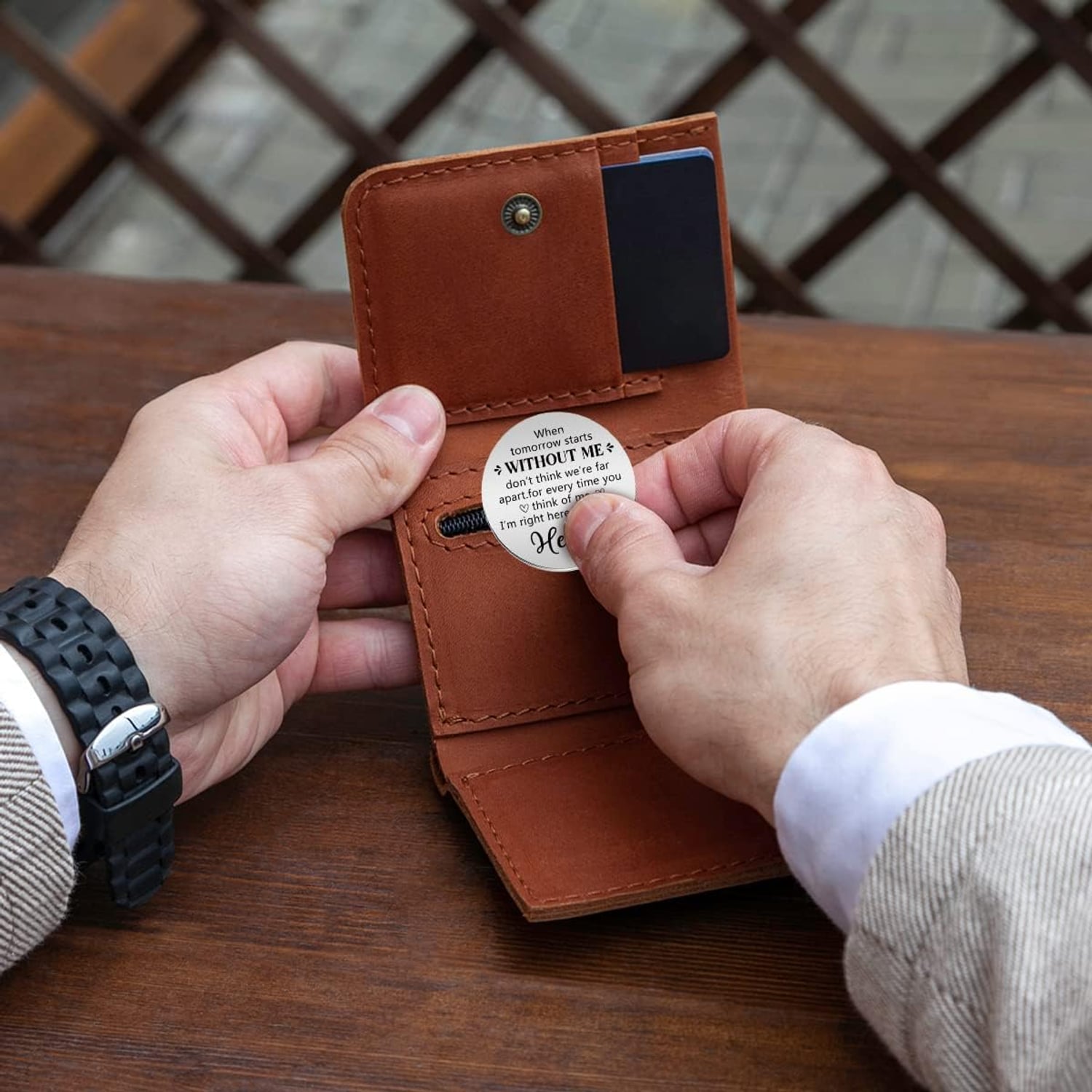 Engraved Pocket Hug Keyring with Stainless Steel Keepsake Token: image 4